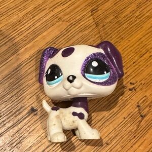 Littlest pet shop # 2136 Purple and White Small Pet Figurine